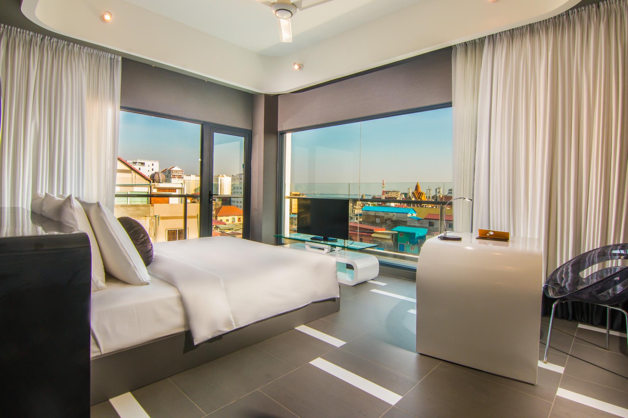 Hotel Sun & Moon, Urban