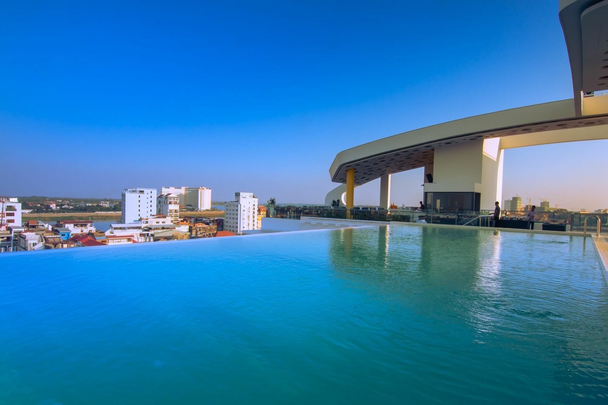 Sun & Moon, Urban Hotel Phnom Penh